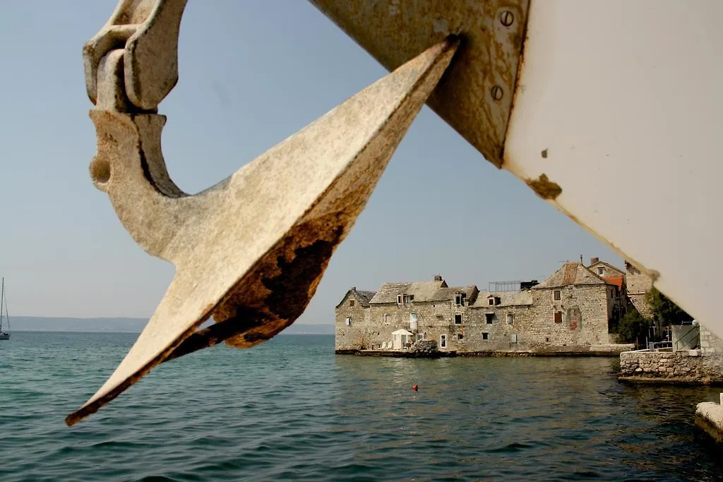 Apartment La Luna Kastela 0*,  Croatia