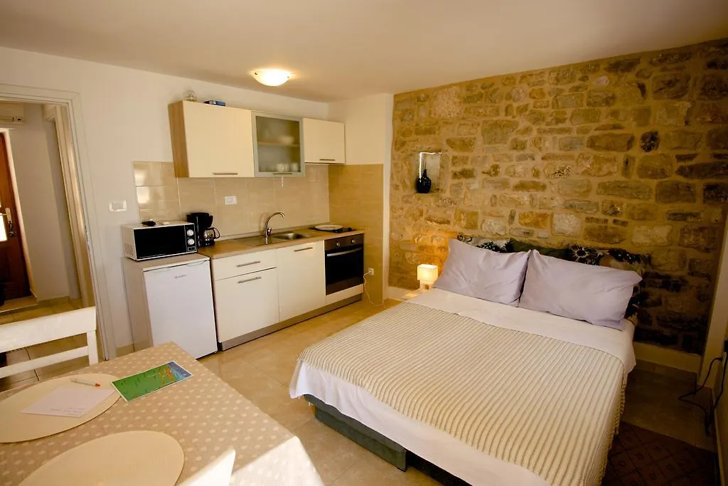 Apartment La Luna Kastela
